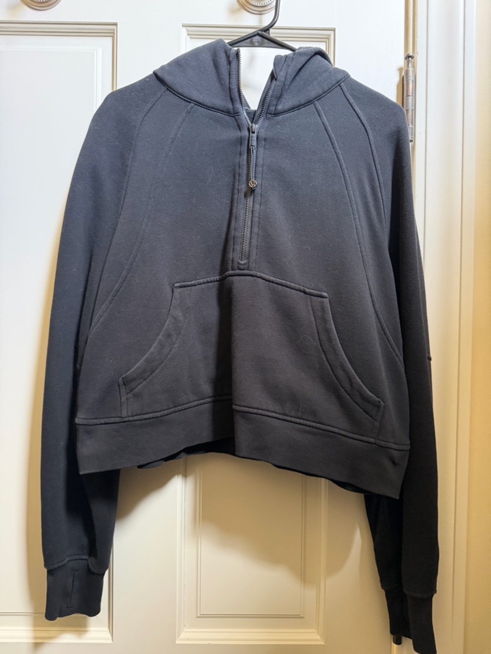 Black lululemon scuba half zip